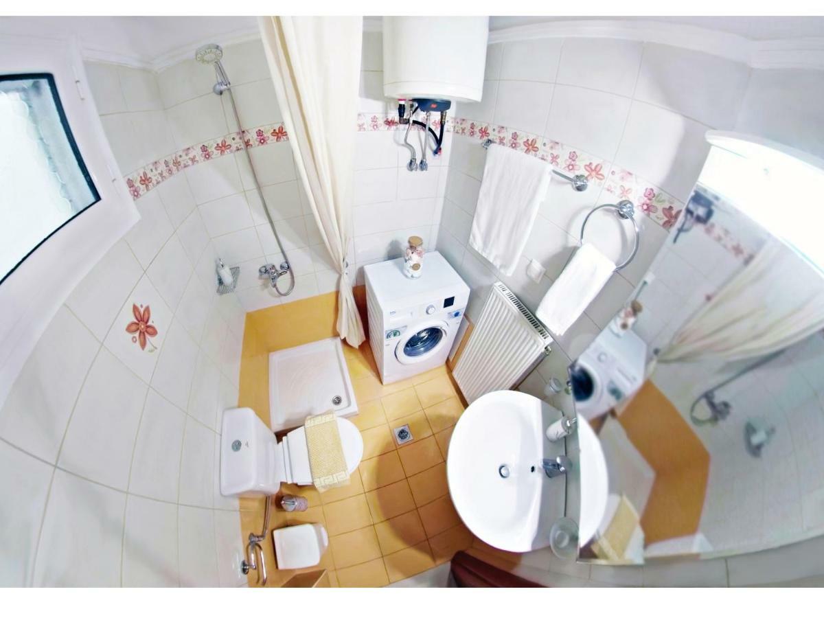 Apus Family Apartment Лефкада Экстерьер фото